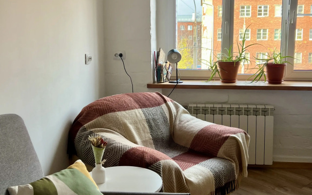 V 5 Minutakh Ot Volzhskoy Naberezhnoy Flat