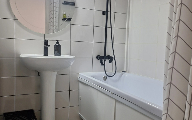 Uyutnaya kvartira v Zhk klassa komfort + Flat