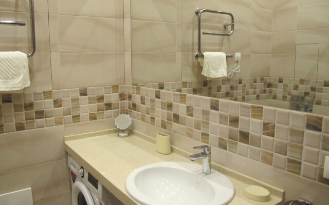 Na Bulvare Nadezhd 8/2 Apartments