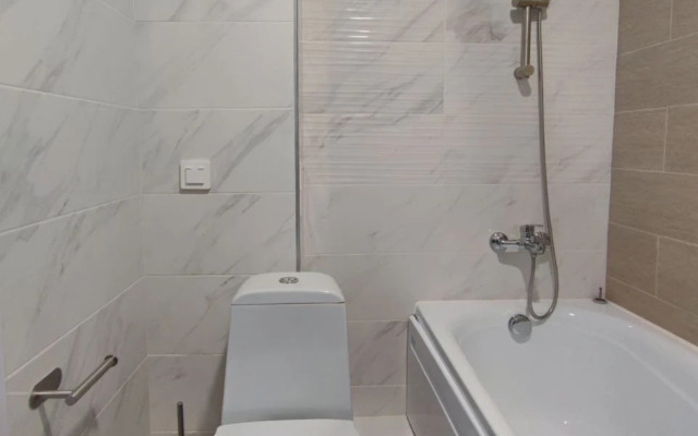 Uyutnaya Odnokomnatnaya v Sukko dlya 2 Gostey Flat
