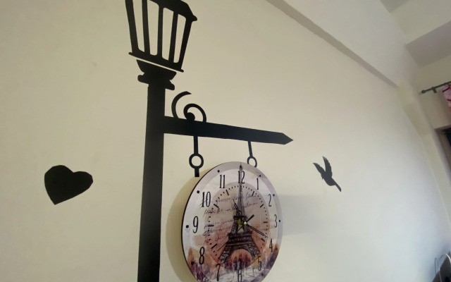 Апартаменты Окно в Париж Рядом с Крокус Сити