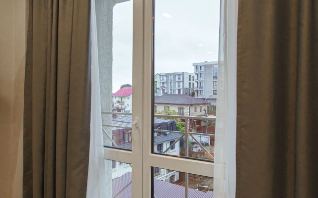 V Adlere Zhk Rezident Posutochno Ot Letoarart Apartments