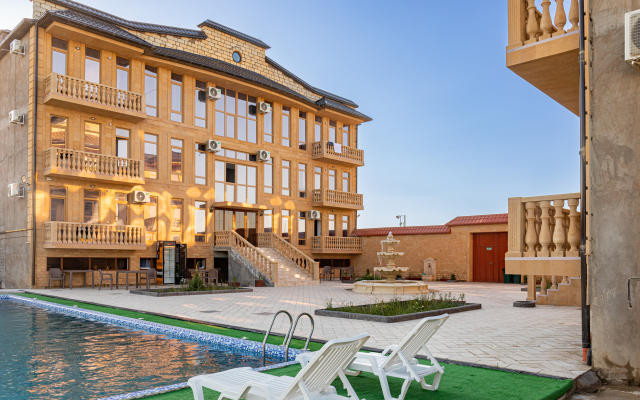 Yuzhny Bereg Hotel