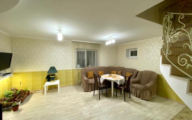 Gostevoy Dom Lidiya Guest House