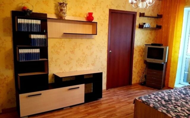 L.v.hotels Na Pervomayskoy 18a Flat