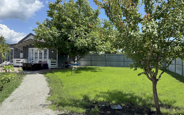 Частный Дом 550 с Тёплым бассейном Сауна Мангал Голубая Бухта