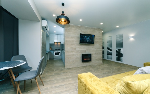Tomas Apartments