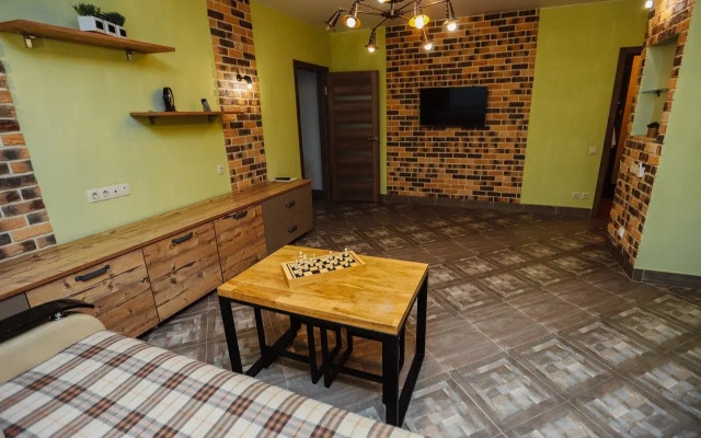 Yevro Lyuks Apartments