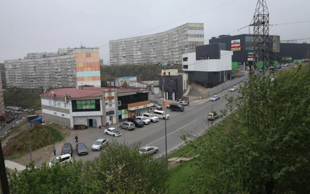 S Vidom na Gorod  na Ulitse Neybuta