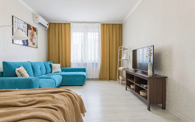 Апартаменты однокомнатные на ул.Бурнаковской 81, м.Сова-Дом