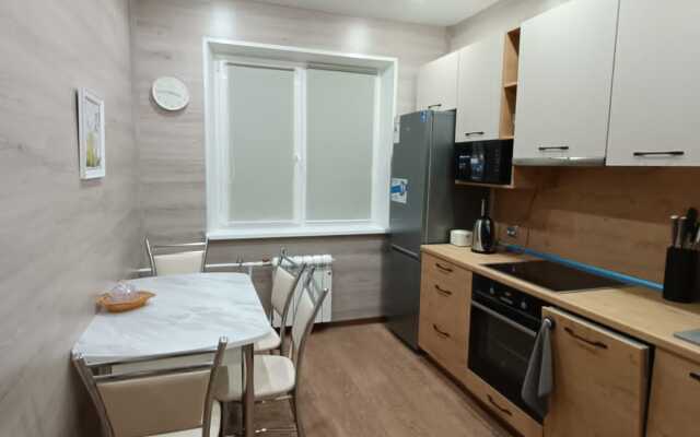 Апартаменты 4-х комнатная на Олимпийской 83