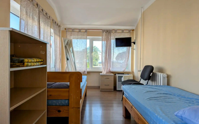 hotelImage