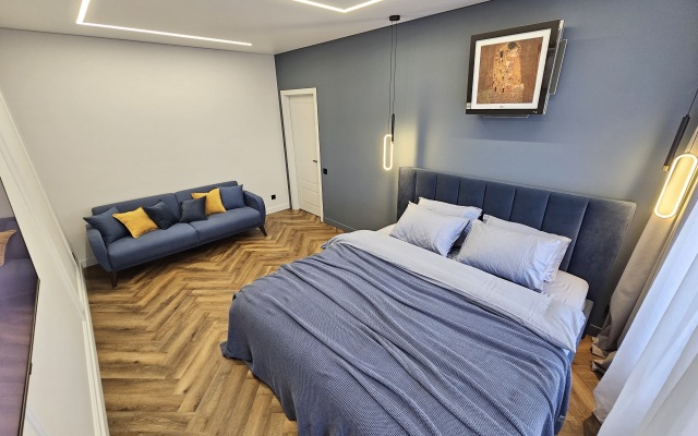 V Tsentre Flat
