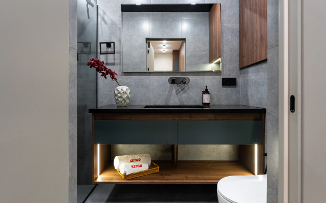 Design Studio City Center Self Check-in by Keygo Apartments