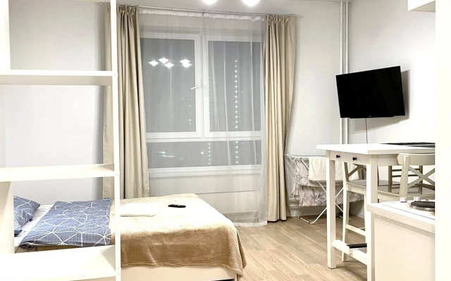 Na Ulitse Lyotchika Ulyyanina 3A Flat