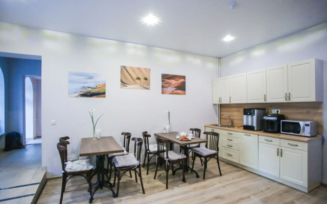 Light Mini Hotel