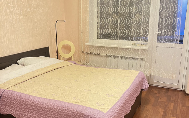 S Dvumya Spalnyami Ulitsa Sovetskaya Flat