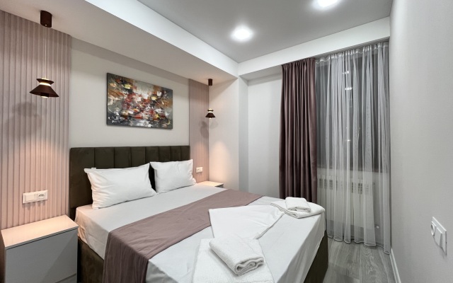 Modern City Center Saryan Str Apartments