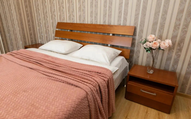 3-к апартаменты Этажидейли на ВИЗе