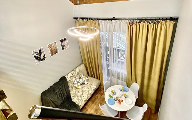 Na 4kh Gostey S Balkonom Vblizi Aeroporta Sheremetyevo Apartments