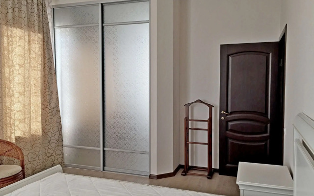 Апартаменты 072 Красногвардейская 73