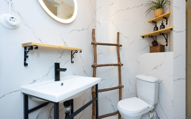 S Saunoy i Kaminom Peterburgskaya Kreml Tsentr Flat