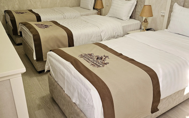 Hayat Plaza Hotel & Spa
