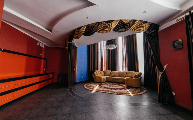 385 M2 Private house