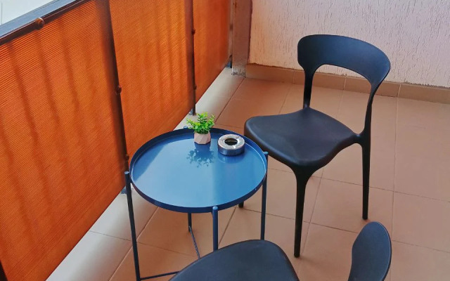 Studiya na mansarde v Nemetskoy derevne ryadom s ozerom Flat