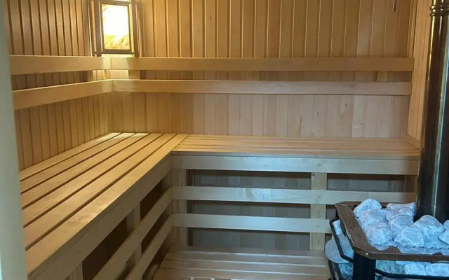 U Reki S Baney Private house