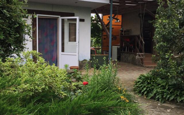 Dom V Sadu Guest House