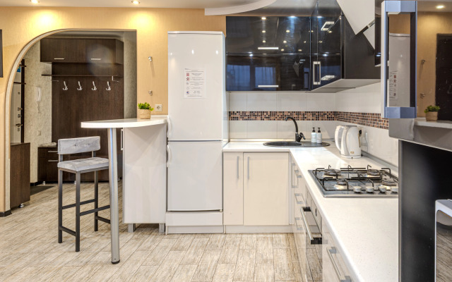 Квартира 1-к в тихом зеленом районе на Лукина 4 от RentAp, 4 сп.места