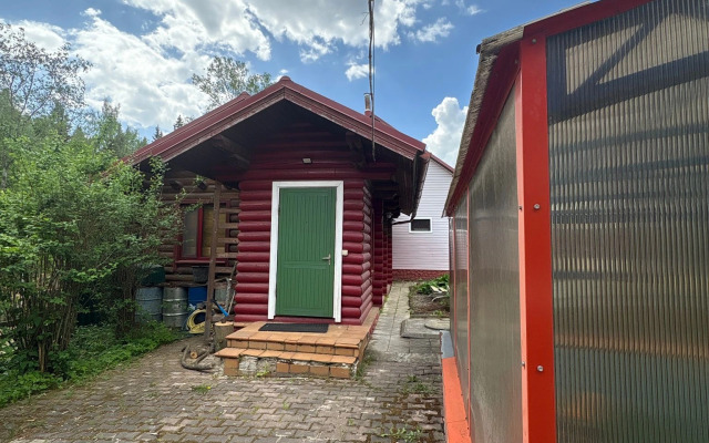 Частный дом Уютный жилой зимний в сказочно живописном месте