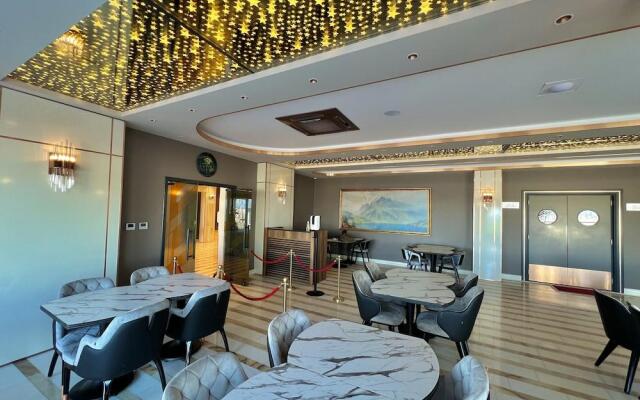 MQ Suites