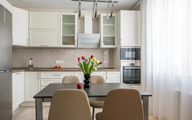 Yourt Vozle Chashi I Naberezhnoy Apartments