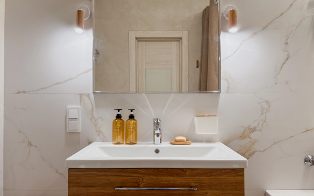 Sinyaya Osen U Metro Grushevskaya Flat