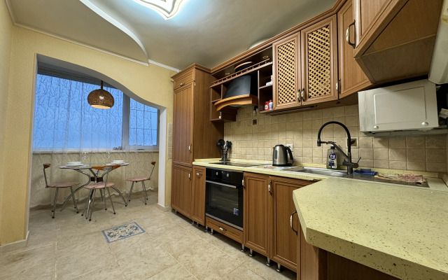 2-Kom Okt revolyutsii 27-40 Sevastopol Kakdoma Flat