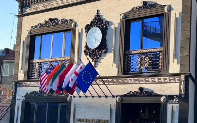 Отель Prime Suites Hotel