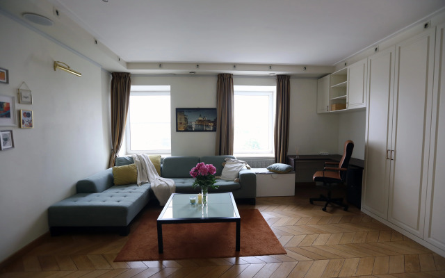 Семейная квартира у набережной