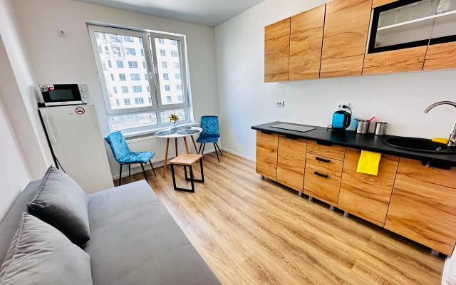 Квартира Уютная в Микрорайоне Десна метро Ольховая