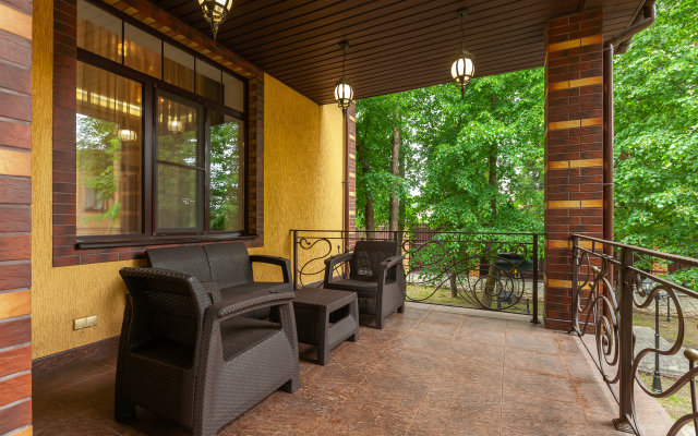 Aleksandrovka-Park Guest house