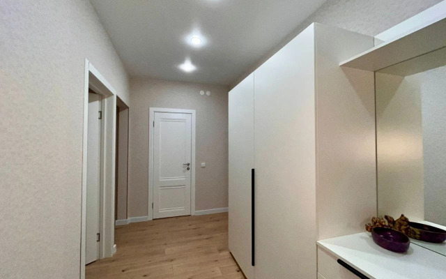 Квартира Просторная 2Комнатная Рядом с Аэропортом на Гусарской