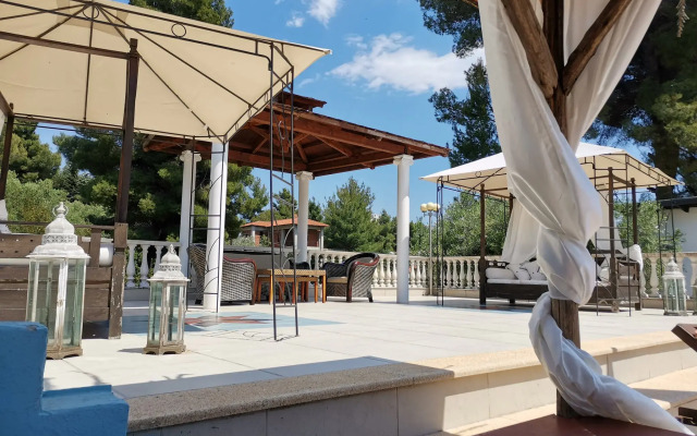Villa Askamnia Resort