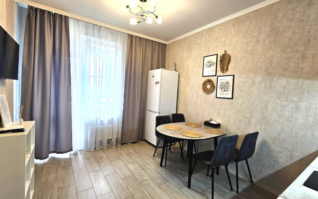 Uyutnaya Odnokomnatnaya C Balkonom Flat