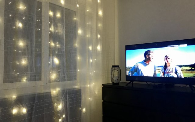 U Ozera Shlosstaykh Zamkovyy Prud Apartments