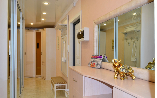 Emili Tsentr - Sovremennye apartamenty dlya vashego otdykha Flat