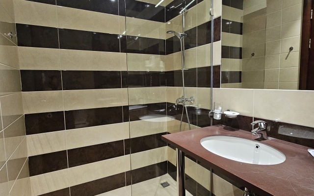 Отель Форест