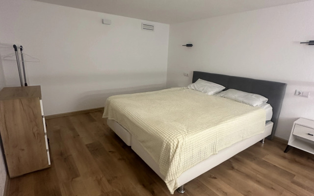 Апартаменты Двухуровневые 28м недалеко от центра