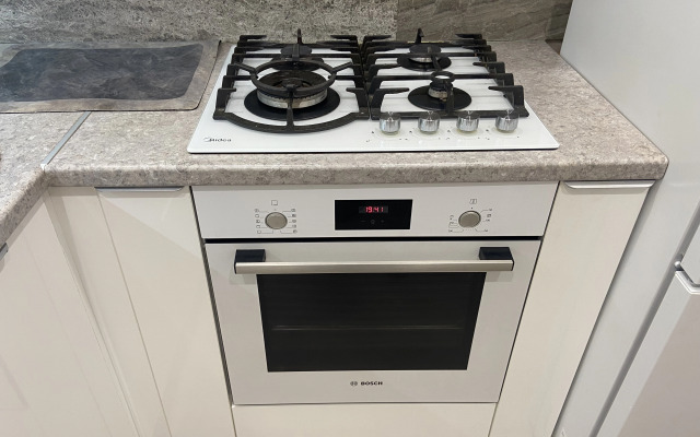 Квартира Двухкомнатная у метро напротив Северного вокзала