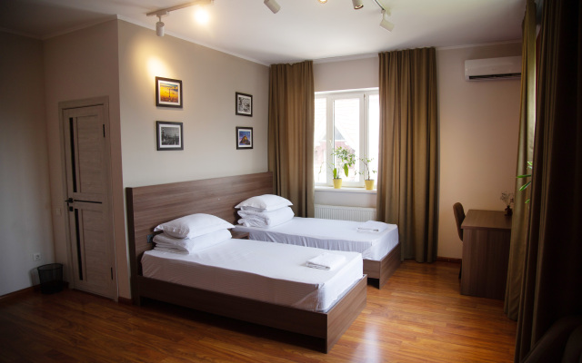 People Guest House